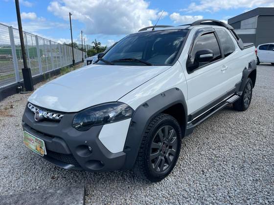FIAT STRADA 1.8 MPI ADVENTURE CD 16V FLEX 3P MANUAL